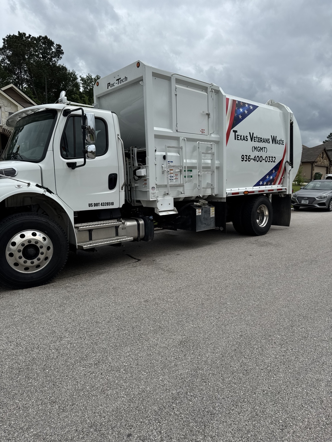 Texas Veterans Waste garbage truck